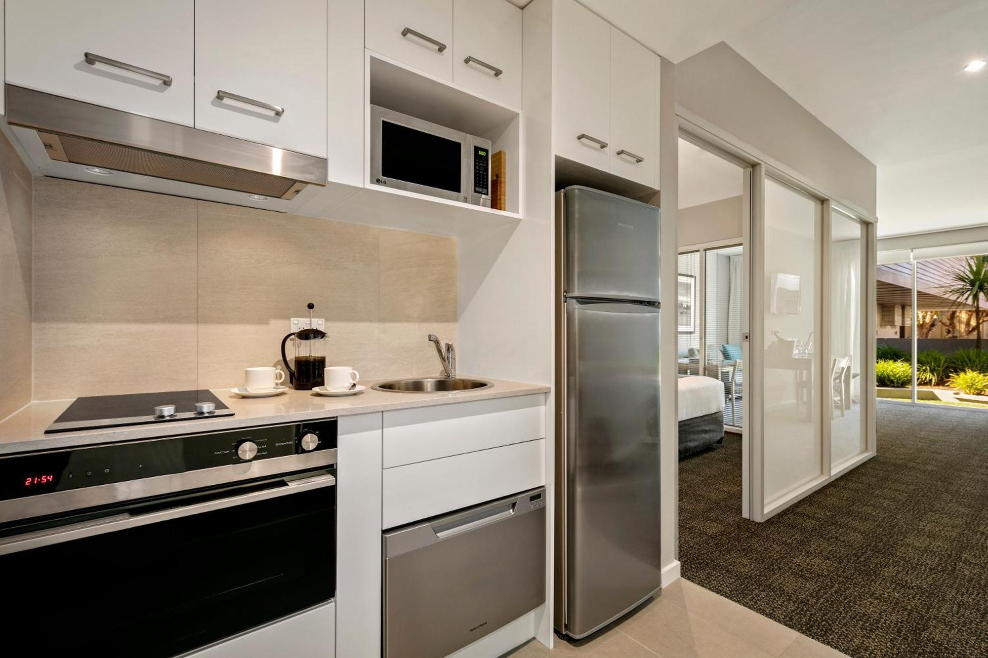 One-Bedroom Apartment,1212232654:JPEG